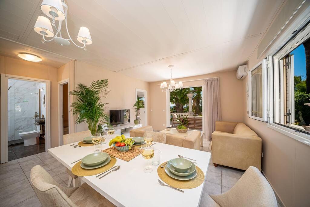Ferienhaus Gaia Residences With Lush Garden And Pool