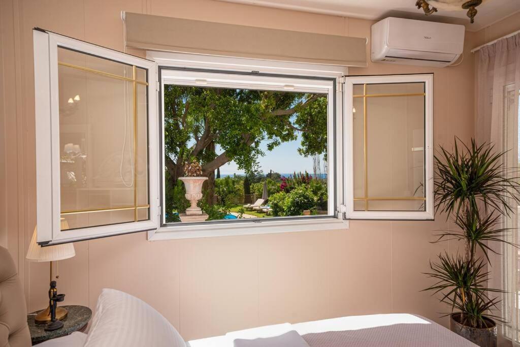 Gaia Residences With Lush Garden And Pool Holiday home *
