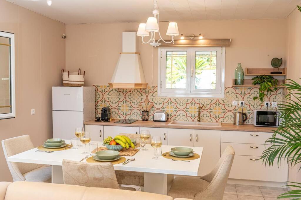 Gaia Residences With Lush Garden And Pool Holiday home