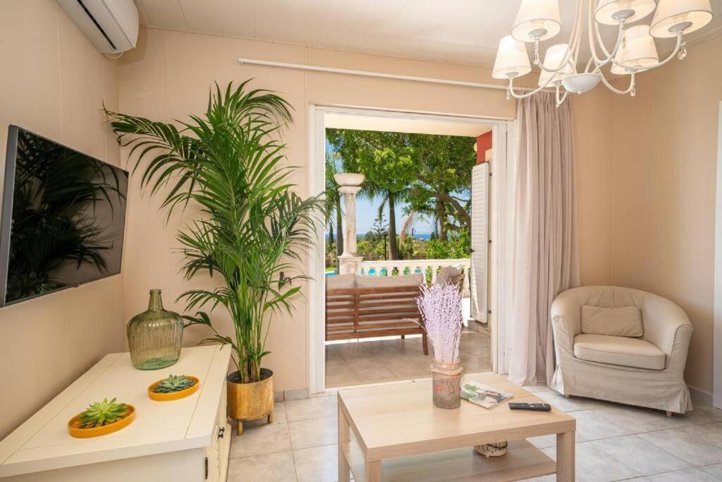 Gaia Residences With Lush Garden And Pool